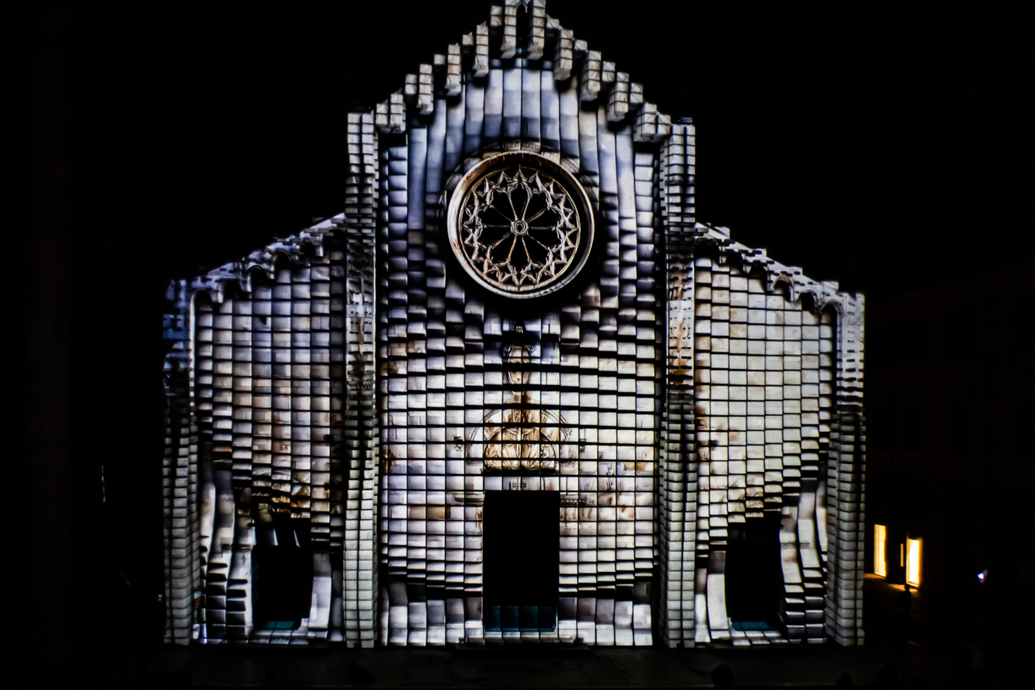 Pietrasanta Mapping 7