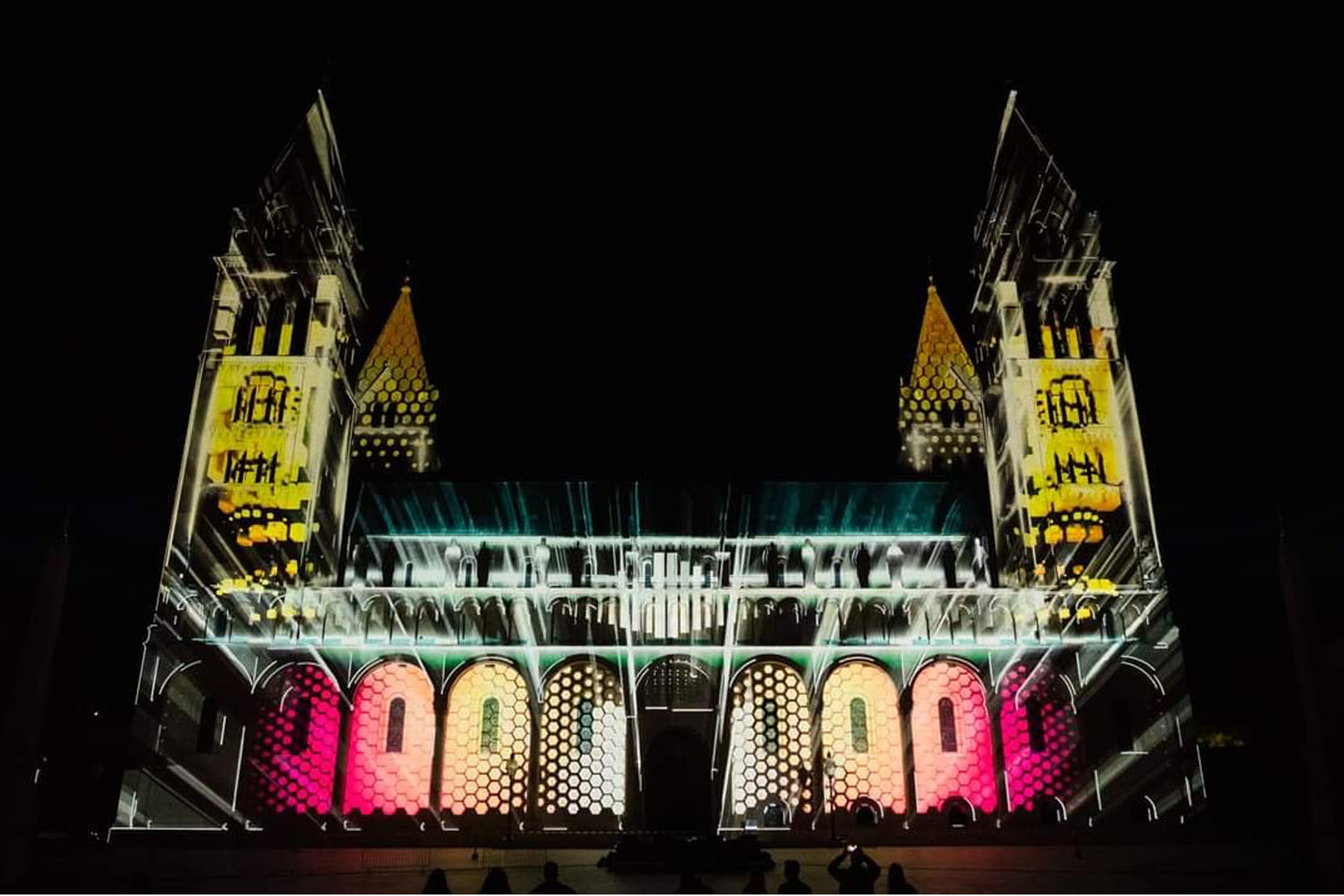 Zsolnay Mapping 1