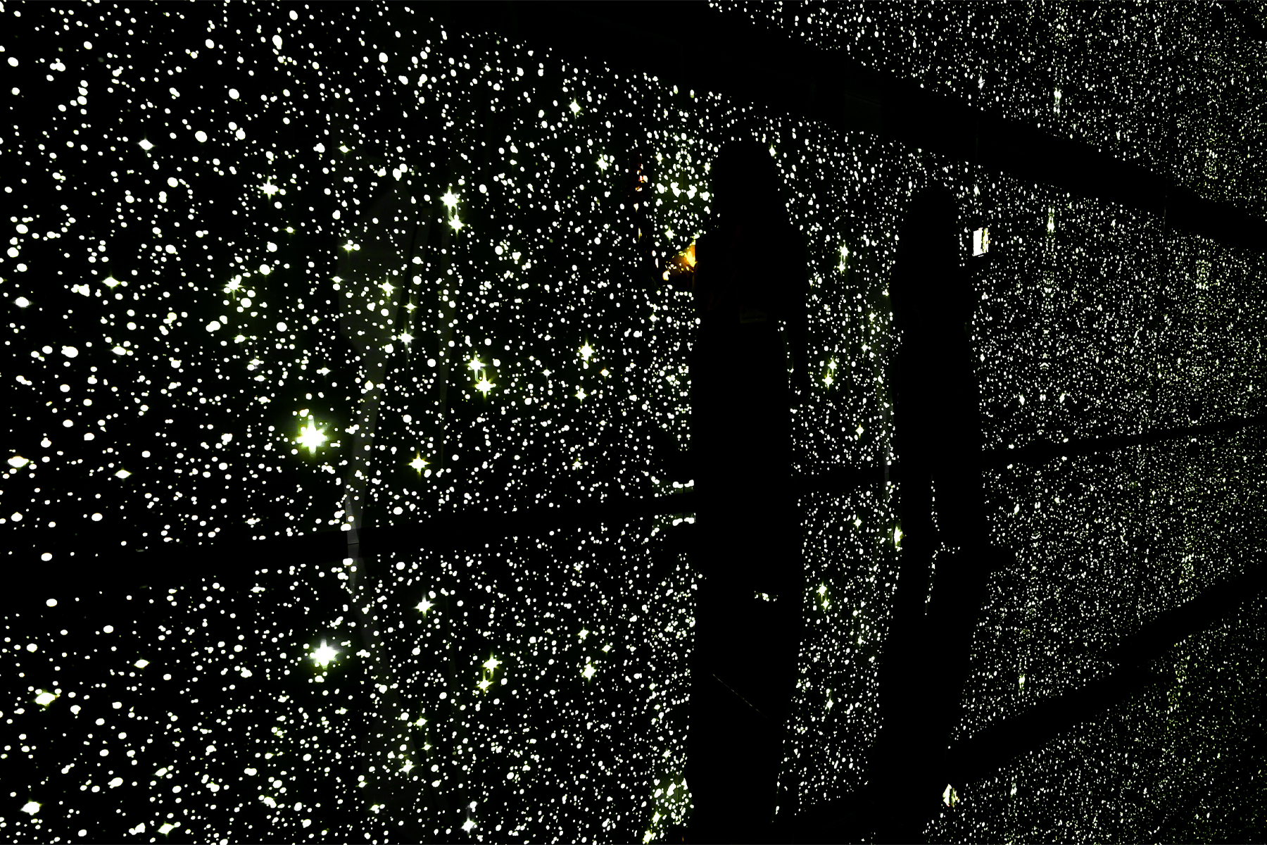 Infinity Mirror Room 3